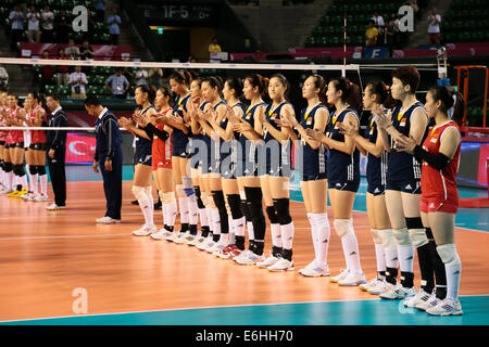 Ariake Coliseum, Tokyo, Japon. 23 août, 2014. Groupe China Team (CHN), le 23 août 2014 - Volley-ball : FIVB World Grand Prix 2014 final round match entre la Turquie 2-3 la Chine à Ariake Coliseum, Tokyo, Japon. Credit : AFLO SPORT/Alamy Live News Banque D'Images