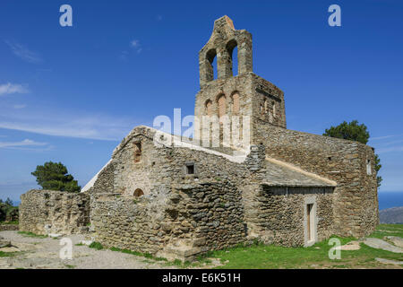 L'église romane de Santa Helena de Rodes, près de El Port de la selva, parc naturel du Cap de Creus, région catalogne, Espagne Banque D'Images