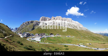 Sommet du col Pordoi, Groupe du Sella, Trentino Dolomites, province, la province de Belluno, Italie Banque D'Images