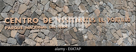 'Centro de Visitantes El Portillo lettrage' au centre pour visiteurs de la Parque Nacional de las Cañadas del Teide Banque D'Images