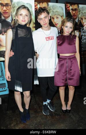 New York, NY, USA. 25 août, 2014. Hannah Murray, Olly Alexander, Emily Browning aux arrivées pour Dieu aide cette fille Premiere, Nitehawk Cinema, New York, NY 25 août 2014. Credit : Gregorio T./Binuya Everett Collection/Alamy Live News Banque D'Images