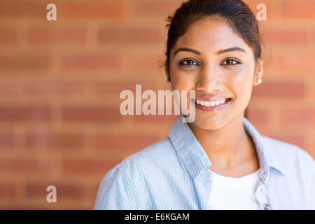 Jolie fille de l'université indienne portrait Banque D'Images