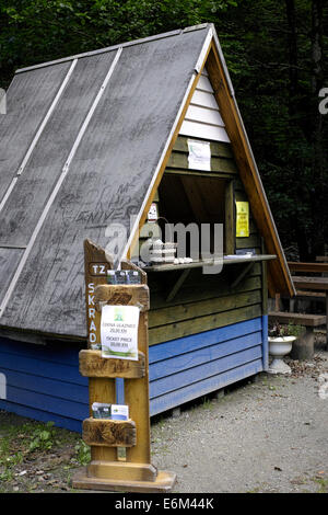 Zeleni Vir - Touristic place profondément dans les montagnes de Gorski Kotar, Croatie, Europe. Merveille de la nature. Banque D'Images