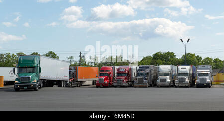 Truck Stop Travel centres pilotes, Milford, CT. Banque D'Images