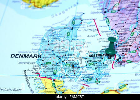 Copenhague épinglée sur une carte de l'Europe Banque D'Images