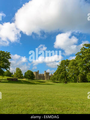 Château de Bodiam historique dans l'East Sussex, Angleterre Banque D'Images