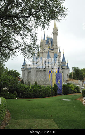 Château de Cendrillon, le parc Magic Kingdom, Walt Disney World, Orlando, Floride Banque D'Images