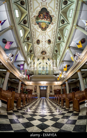 Cathédrale St Louis, entrée marbre & plafond dans le quartier français de la Nouvelle-Orléans, LA USA Banque D'Images