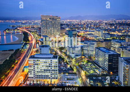 Fukoka, Japon le centre-ville de la ville. Banque D'Images