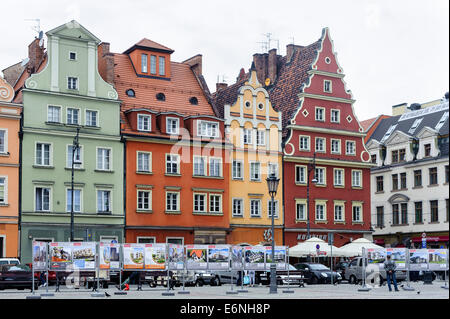 Maisons à pignon au marché du sel (Plac Solny) à Wroclaw, Pologne, Europe Banque D'Images