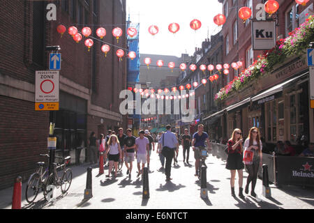 Lisle Street Chinatown Soho Londres Juillet 2014 Banque D'Images