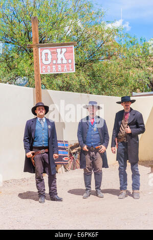 Acteurs participe à la reconstitution de l'OK Corral gunfight à Tombstone , Arizona Banque D'Images