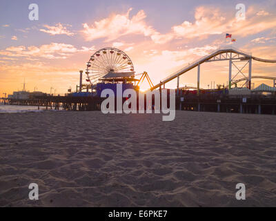 Santa Monica Pier at Sunset Banque D'Images