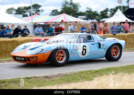 Ford GTD40 à Chris Evans' CarFest Sud en aide aux enfants dans le besoin Banque D'Images