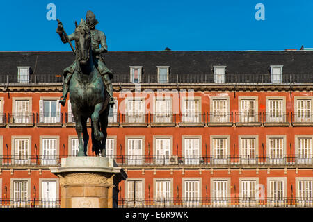 La statue équestre de Philippe III ou Felipe III, la Plaza Mayor, Madrid, ComunidadPlaza Mayor, Madrid, Comunidad de Madrid, Espagne Banque D'Images