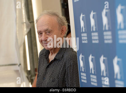 Venise. 29 août, 2014. Frederick Wiseman Directeur nous pose au cours de la photo pour le Lion d'or pour les réalisations de toute une vie de la 71e Festival International du Film de Venise, à Lido de Venise, l'Italie le 29 août. 2014. Credit : Liu Lihang/Xinhua/Alamy Live News Banque D'Images