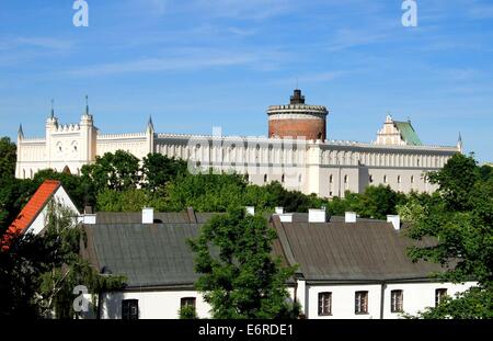 LUBLIN, POLOGNE : l'immense château néo-gothique, commencé en 1824, incorpore les parties de l'original 14e siècle forteresse royale Banque D'Images