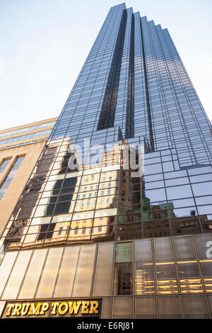 Trump Tower, 725 Fifth Avenue, Manhattan, New York City, New York, USA Banque D'Images