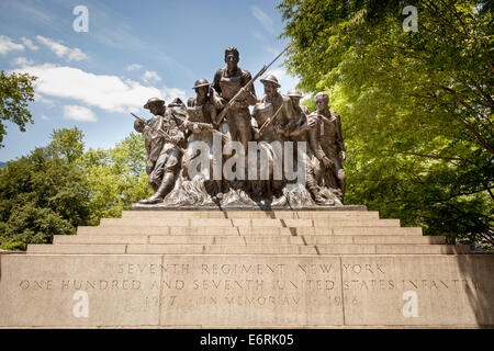 107e Régiment septième United States Infantry Memorial, Central Park, 5th Avenue, Manhattan, New York City, New York, USA Banque D'Images