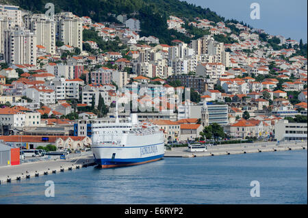 L'interrupteur principal et le terminal de ferry de Dubrovnik en Croatie. Banque D'Images
