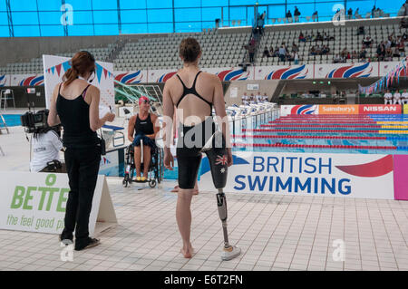 Queen Elizabeth Olympic Park, London, UK, 30 août 2014. Les athlètes ParalympicsGB retour à l'Aquatics centre de Londres pour la toute première fois depuis les Jeux Paralympiques de 2012. Crédit : Stephen Chung/Alamy Live News Banque D'Images