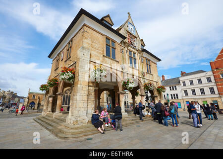 La Guildhall ou beurre Cross Cathedral Square Poole Dorset UK Banque D'Images