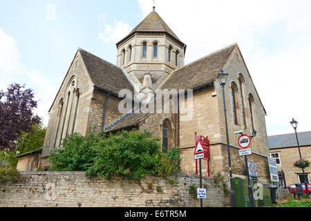 L'Église catholique de très saint Nom de Jésus West Street Oundle Northamptonshire UK Banque D'Images