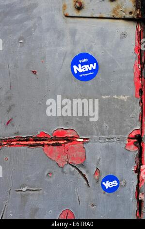 Glasgow, Ecosse, Royaume-Uni. 31 août, 2014. La propagande contradictoires pour oui et non dans les rues de Glasgow à la campagne. Crédit : Tony Clerkson/Alamy Live News Banque D'Images