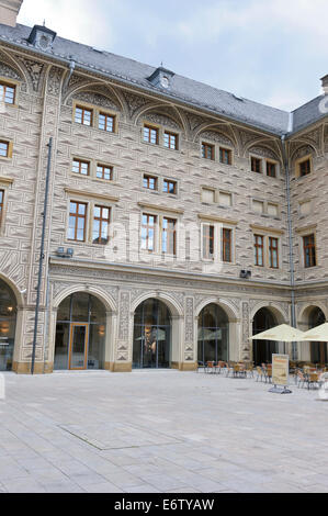 La cour de palais Schwarzenberg, Prague, République tchèque. Banque D'Images