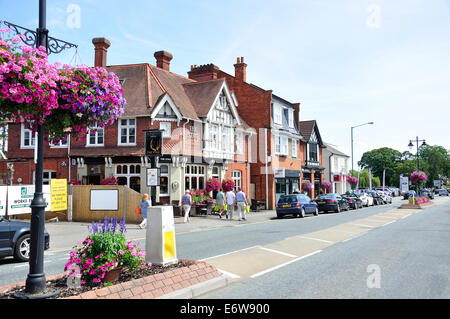 High Street, l'Ascot, Berkshire, Angleterre, Royaume-Uni Banque D'Images