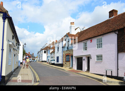 Chalets colorés, South Street, Havant, Hampshire, Angleterre, Royaume-Uni Banque D'Images