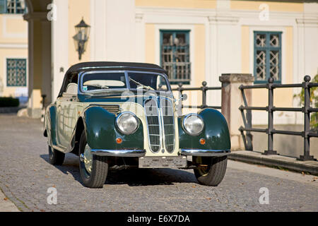 BMW Vintage 327-28, convertible, salon de voiture, construit en 1939 Banque D'Images