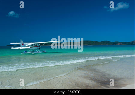 Dans la ligne de Whitehaven Beach au Whitsunday Islands, Queensland, Australie Banque D'Images