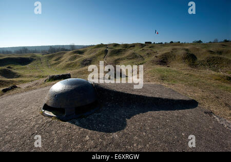 Verdun WW1 site de bataille, Verdun-sur-Meuse, France. Mars 2014 vu ici : Les vestiges du fort de Vaux sur le Verdun Battlefie Banque D'Images