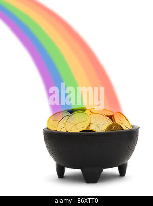 Pot de pièces d'Or et Rainbow isolé sur fond blanc. Banque D'Images