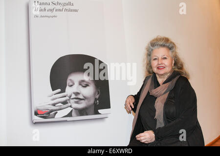 Présentation d'Hanna Schygulla son autobiographie ' Wach auf und traeume ' Literaturhaus à Munich avec Hanna Schygulla : où : Munich, Allemagne Quand : 27 Mars 2014 Banque D'Images