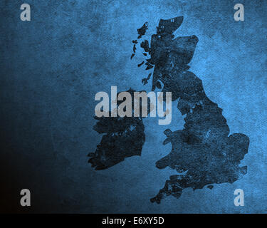 Grungy pan de mur recouvert d'Angleterre et Irlande map Banque D'Images