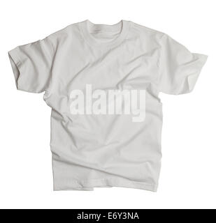 Chemise blanche avec rides isolé sur fond blanc. Banque D'Images