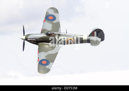 Hawker Hurricane Mk II B505 (être immatriculé G-HHII), le dernier 'vol' Hurribomber, exploité par le Hangar 11 Collection à partir de North Weald (restaurée en 2005 par Hawker Restorations Ltd au Royaume-Uni), construit en 1942, le moteur Rolls Royce Merlin 29 ÊTRE505, une base de Manston Mk IIB exploités par 174 (Maurice) Squadron au printemps 1942. Banque D'Images