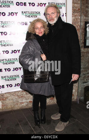 Soirée d'ouverture de la jouer 'Ode To Joy' à la Cherry Lane Theatre - Arrivées. Avec : Amy Irving,Kenneth Bowser Où : New York, New York, United States Quand : 27 Mars 2014 Banque D'Images