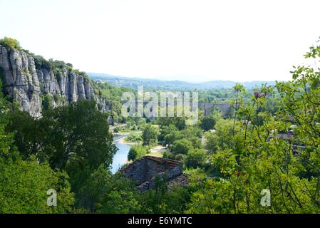 L'Ardèche à Vogüé Banque D'Images