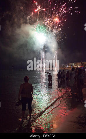 Beach Party Fête Sant Joan et Solstice d'été sur la plage de Figueretas à Ibiza Banque D'Images