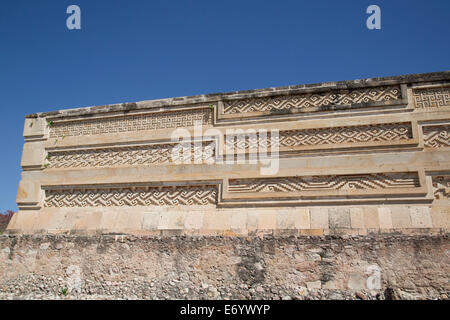 Mexique, Oaxaca, San Pablo de Mitla Mitla, site archéologique, les murs de motifs géométriques et fretwork mosaïque Banque D'Images