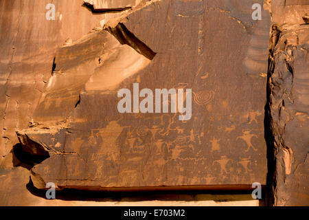 USA, Utah, Potash Road, près de Moab, des pétroglyphes, ancestraux puebloan, AD 900 à 1250 AD Banque D'Images