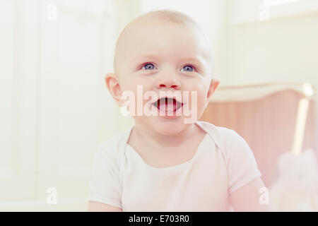 Portrait of smiling baby boy Banque D'Images