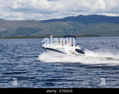 Bateau de vitesse Banque D'Images