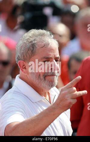 Sao Paulo, Brésil. 2Nd Sep 2014. L'ancien président brésilien, Luiz Inacio Lula da Silva, réagit pendant une campagne électorale du Président du Brésil, et candidate présidentielle pour le Parti des travailleurs, Dilma Rousseff, à Sao Bernardo do Campo, Sao Paulo, Brésil, le 2 septembre 2014. Credit : AGENCIA ESTADO/Xinhua/Alamy Live News Banque D'Images