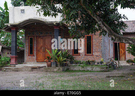 Borobudur, à Java, en Indonésie. Maison privée dans Village près de Borobudur. Banque D'Images