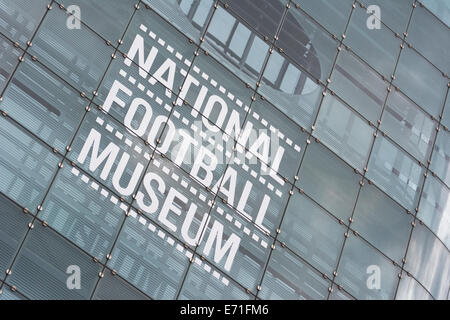 URBIS à Manchester, abrite maintenant le musée du football international Banque D'Images