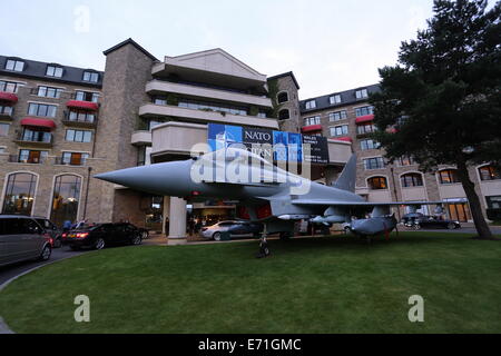 Newport, Pays de Galles, Royaume-Uni. 3 Septembre, 2014. Sur la photo : Un avion militaire en face de l'hôtel Celtic Manor, le principal lieu d'exposition pour le sommet de l'OTAN. Re : Sommet de l'OTAN, Celtic Manor près de Newport, Pays de Galles UK : Crédit D Legakis/Alamy Live News Banque D'Images